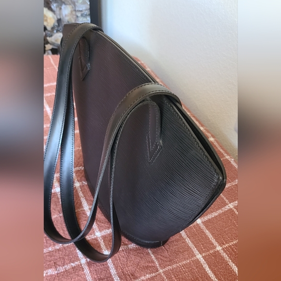 EUC vintage Louis Vuitton shoulder bag - Picture 3 of 16